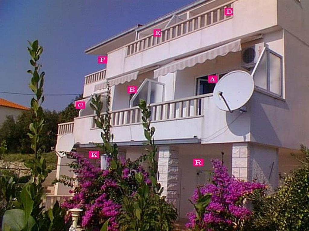 Apartments Mediteran Tice Exterior photo
